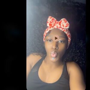 Meet your Posher, Alaysiah